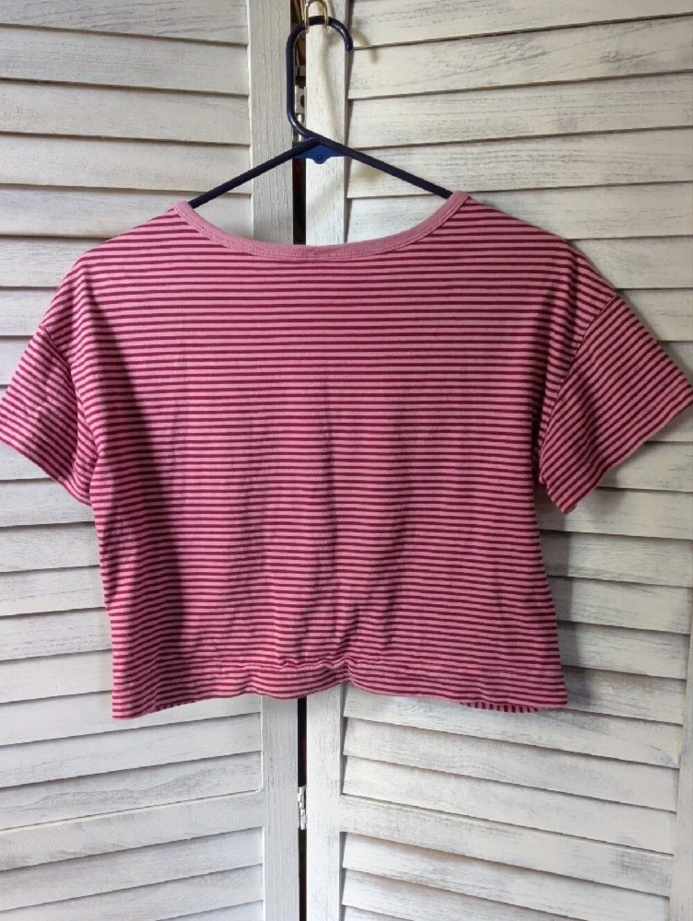 Old Navy Pink Striped Knot-Front Crop Top